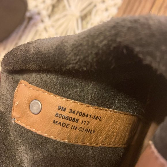 Frye & Co. Suede Green Sarah Ankle Booties Size 9 - Picture 7 of 7